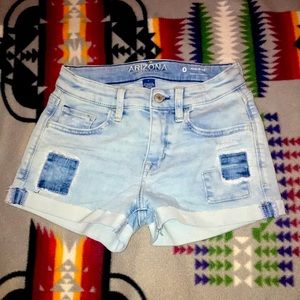 (4 pairs) Size 0 (Women’s) JEAN SHORTS